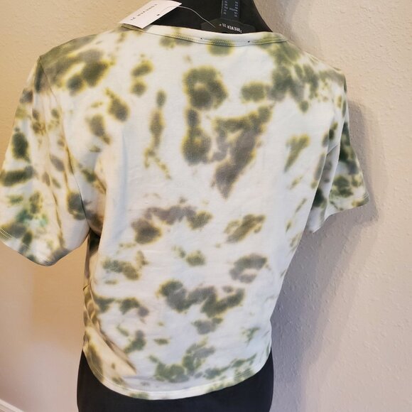Tie Dye Women's Crop Top Short Sleeve 93% Cotton 7% Spandex Size 1X. - Picture 8 of 13